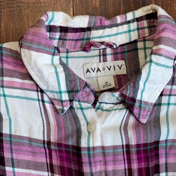 Bundle of 2 Ava & Viv button down shirts - Picture 4 of 7